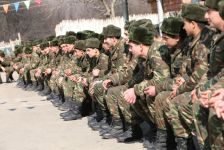 Gənclər Fondu Novruz bayramı münasibətilə əsgərləri təbrik edib (FOTO)