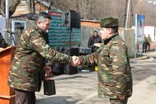 Gənclər Fondu Novruz bayramı münasibətilə əsgərləri təbrik edib (FOTO)