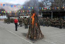 Gənclər Fondu Novruz bayramı münasibətilə əsgərləri təbrik edib (FOTO)