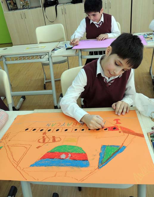 Azərbaycanda şagirdlərin bir məktəbdən digərinə yerdəyişməsi qaydaları açıqlanıb