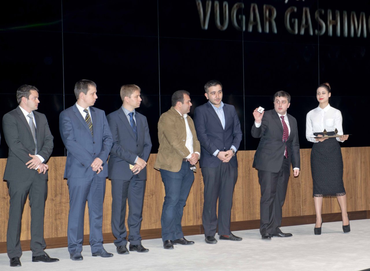 Vüqar Həşimovun xatirəsinə həsr olunmuş beynəlxalq şahmat turnirinin ilk turunda çətin oyun (FOTO)