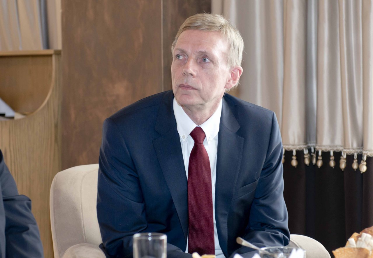 Vüqar Həşimovun xatirəsinə həsr olunmuş beynəlxalq şahmat turnirinin ilk turunda çətin oyun (FOTO)