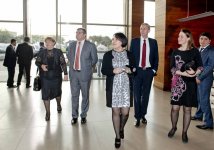 Vüqar Həşimovun xatirəsinə həsr olunmuş beynəlxalq şahmat turnirinin ilk turunda çətin oyun (FOTO)