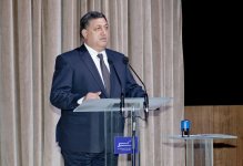 Vüqar Həşimovun xatirəsinə həsr olunmuş beynəlxalq şahmat turnirinin ilk turunda çətin oyun (FOTO)