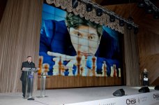 Vüqar Həşimovun xatirəsinə həsr olunmuş beynəlxalq şahmat turnirinin ilk turunda çətin oyun (FOTO)