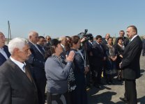 Prezident İlham Əliyev: Mənim üçün ən böyük mükafat sizin yaxşı yaşamağınızdır (FOTO)