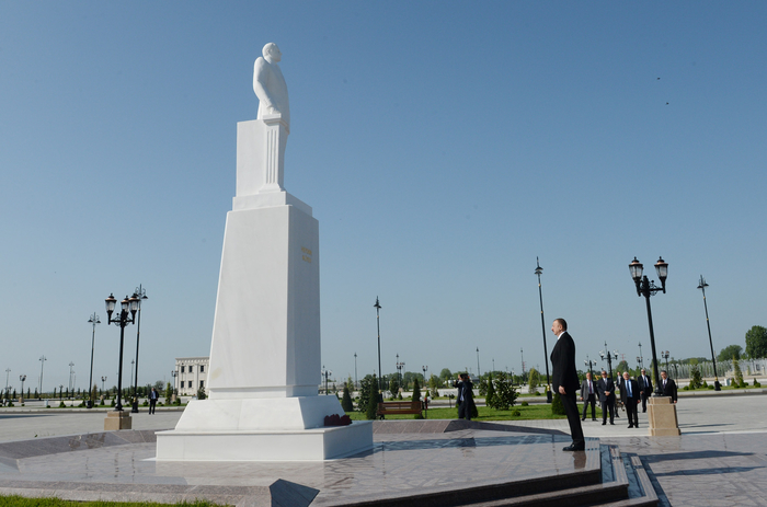 Prezident İlham Əliyev Ağdaş rayonuna səfərə gəlib (FOTO)