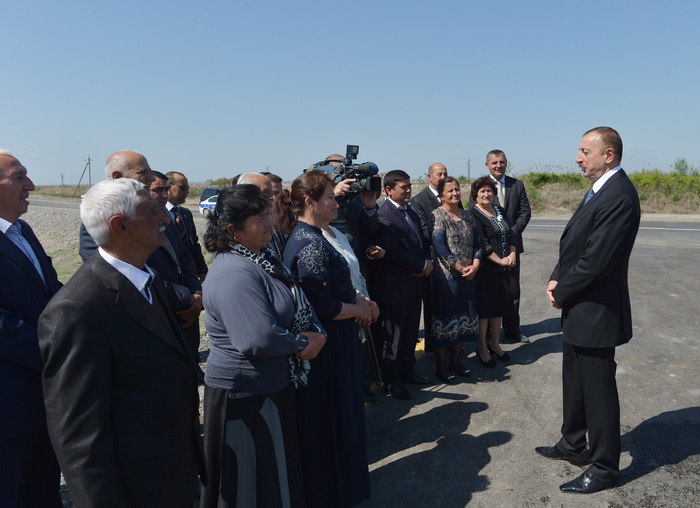 Prezident İlham Əliyev: Mənim üçün ən böyük mükafat sizin yaxşı yaşamağınızdır (FOTO)