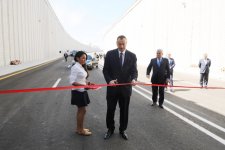 Prezident İlham Əliyev Heydər Əliyev prospektində avtomobillər və piyadalar üçün yeni tikilmiş yeraltı keçidin açılışında iştirak edib  (FOTO)