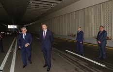 Prezident İlham Əliyev Heydər Əliyev prospektində avtomobillər və piyadalar üçün yeni tikilmiş yeraltı keçidin açılışında iştirak edib  (FOTO)