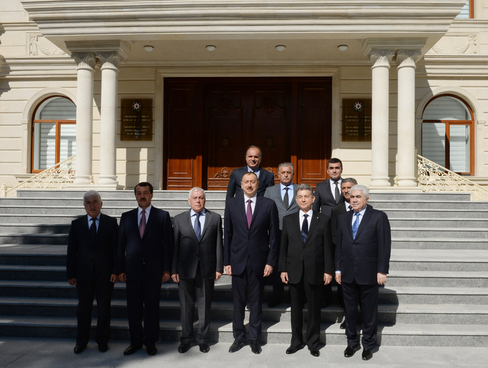 İlham Əliyev "Azərbaycan Milli Ensiklopediyası" Elmi Mərkəzinin yeni binasının açılışında iştirak edib (FOTO)