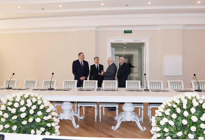 İlham Əliyev "Azərbaycan Milli Ensiklopediyası" Elmi Mərkəzinin yeni binasının açılışında iştirak edib (FOTO)