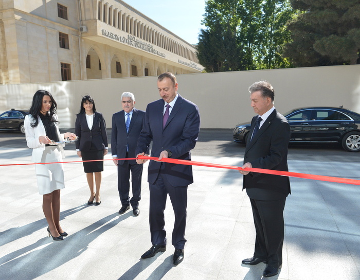 Prezident İlham Əliyev AMEA-nın Mərkəzi Kitabxanasının yeni binasının açılışında iştirak edib (FOTO)