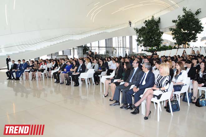 Heydər Əliyev Mərkəzində ümummilli lider Heydər Əliyevin anadan olmasının 91 illiyi münasibətilə tədbir keçirilib (FOTO)