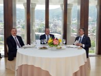Gürcüstan Prezidentinin adından Azərbaycan və Türkiyə prezidentlərinin şərəfinə rəsmi nahar verilib