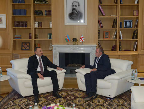 İlham Əliyev Gürcüstan Prezidenti ilə görüşüb