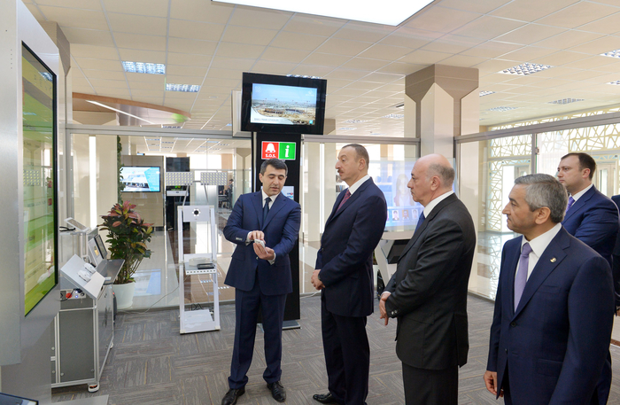 Prezident İlham Əliyev: Azərbaycan vətəndaşlarına xidmət, qayğı, diqqət ən yüksək səviyyədə olmalıdır (FOTO)