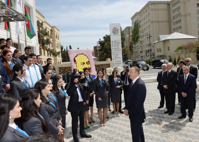 Prezident İlham Əliyev: Azərbaycan vətəndaşlarına xidmət, qayğı, diqqət ən yüksək səviyyədə olmalıdır (FOTO)