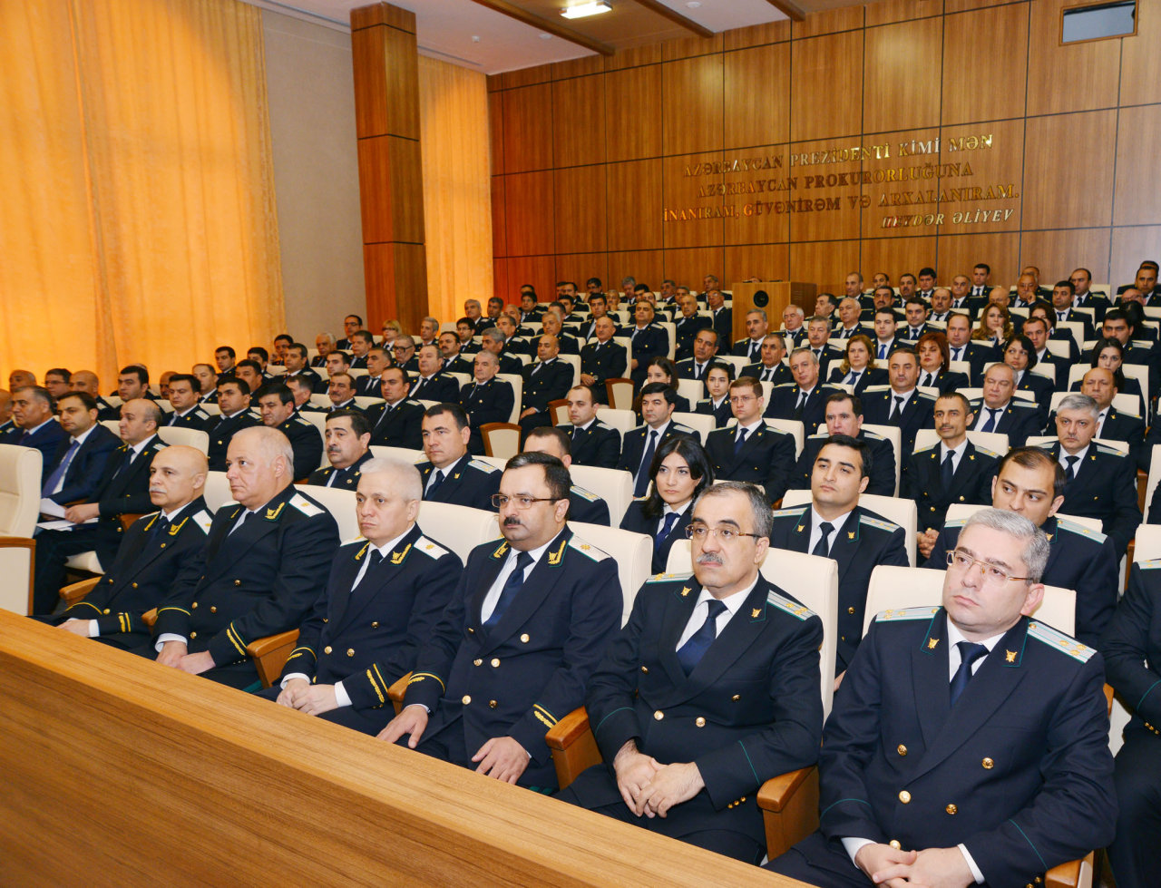 Baş Prokurorluqda ümummilli lider Heydər Əliyevin anadan olmasının 91-ci ildönümünə həsr olunmuş konfrans keçirilib (FOTO)