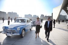 Ümummilli lider Heydər Əliyevin anadan olmasının 91-ci ildönümü ilə əlaqədar Bakıda klassik avtomobillərin yürüşü keçirilmişdir (FOTO)