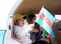 Ümummilli lider Heydər Əliyevin anadan olmasının 91-ci ildönümü ilə əlaqədar Bakıda klassik avtomobillərin yürüşü keçirilmişdir (FOTO)