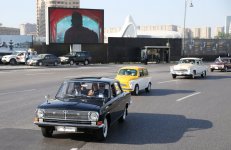 Ümummilli lider Heydər Əliyevin anadan olmasının 91-ci ildönümü ilə əlaqədar Bakıda klassik avtomobillərin yürüşü keçirilmişdir (FOTO)