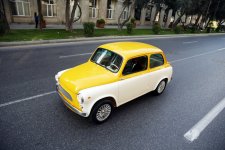 Ümummilli lider Heydər Əliyevin anadan olmasının 91-ci ildönümü ilə əlaqədar Bakıda klassik avtomobillərin yürüşü keçirilmişdir (FOTO)