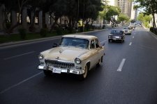 Ümummilli lider Heydər Əliyevin anadan olmasının 91-ci ildönümü ilə əlaqədar Bakıda klassik avtomobillərin yürüşü keçirilmişdir (FOTO)