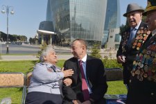 İlham Əliyev: Azərbaycanda veteranlara böyük diqqət və qayğı göstərilir (ƏLAVƏ OLUNUB) (FOTO)