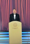 Prezident İlham Əliyev və xanımı Mehriban Əliyeva ümummilli liderin anadan olmasının 91-ci ildönümünə və Heydər Əliyev Fondunun 10 illik yubileyinə həsr olunmuş təntənəli mərasimdə iştirak ediblər (FOTO)