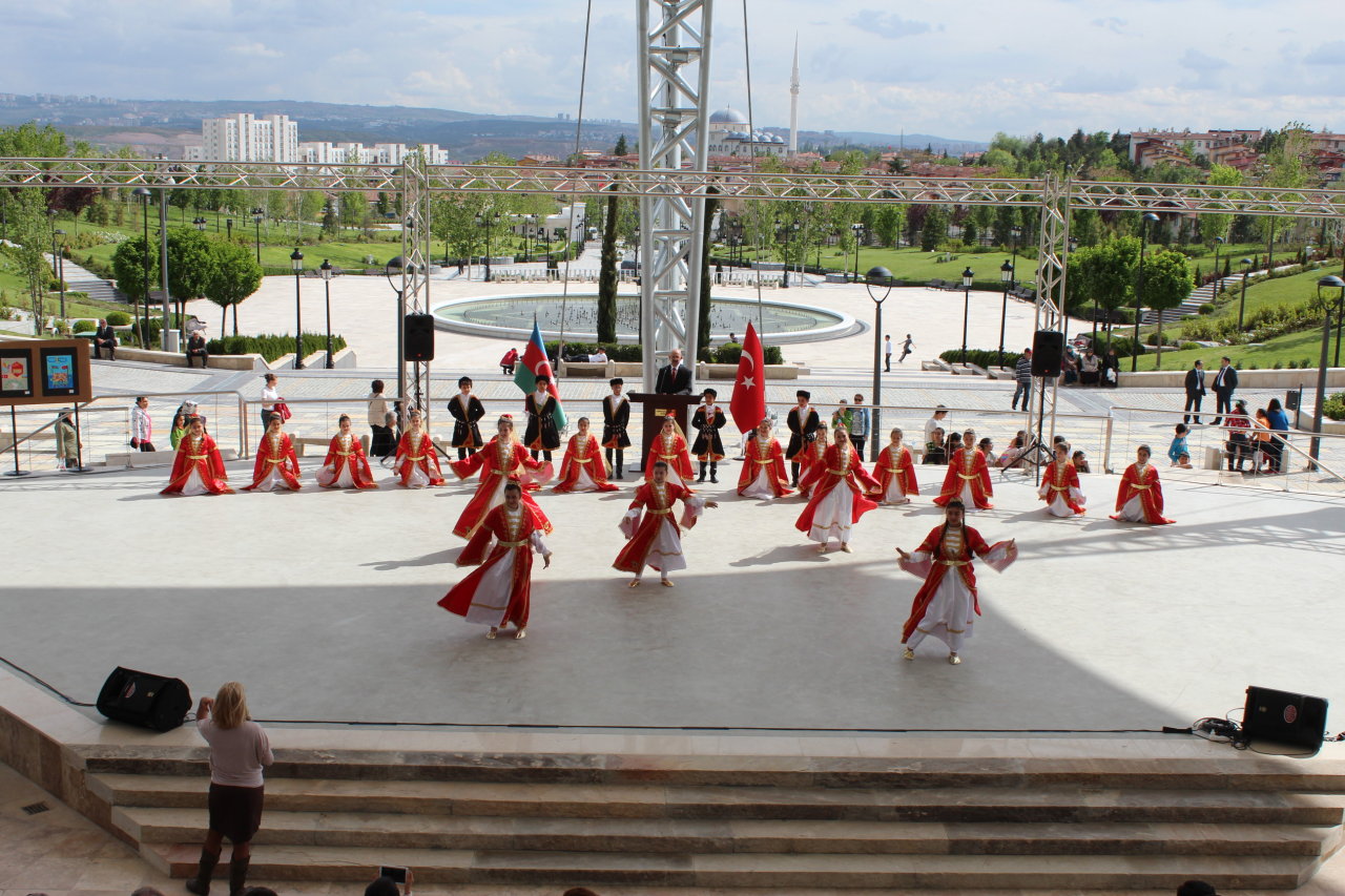 Ankarada Heydər Əliyevin anadan olmasının 91-ci ildönümü münasibətilə tədbir keçirilib (FOTO)