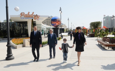 Prezident İlham Əliyev və xanımı Gül bayramında iştirak ediblər (FOTO)