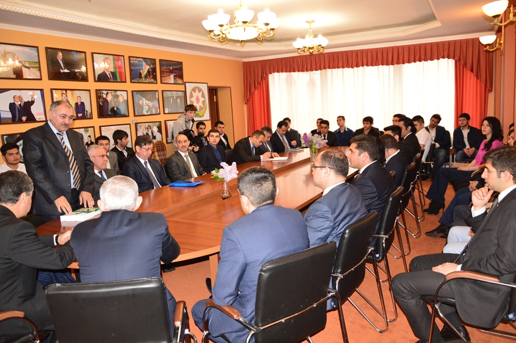 Ulu öndər Heydər Əliyevin xatirəsi Ukraynada anılıb (FOTO)