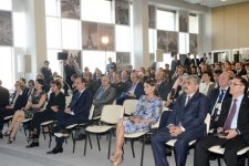 Prezident İlham Əliyev: Azərbaycan və Fransa arasında siyasi əlaqələrin yüksək səviyyədə olması başqa sahələrə də müsbət təsir edir (ƏLAVƏ OLUNUB) (FOTO)