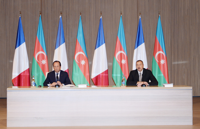 Azərbaycan və Fransa prezidentləri müştərək biznes forumda iştirak edirlər (FOTO)