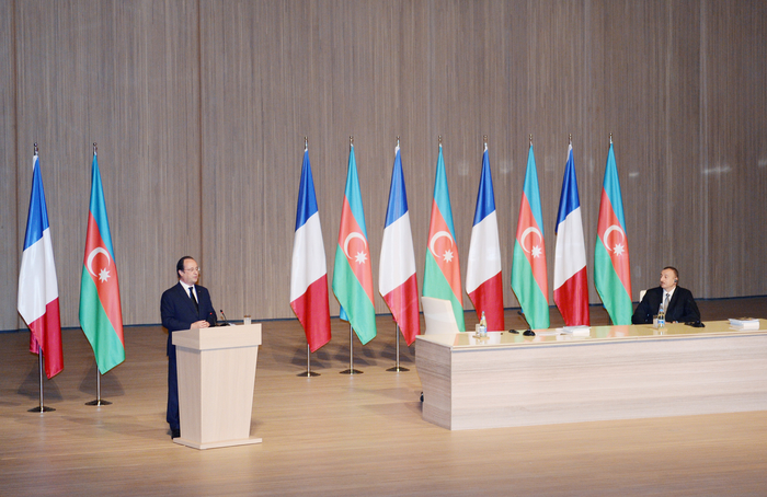 Azərbaycan və Fransa prezidentləri müştərək biznes forumda iştirak edirlər (FOTO)