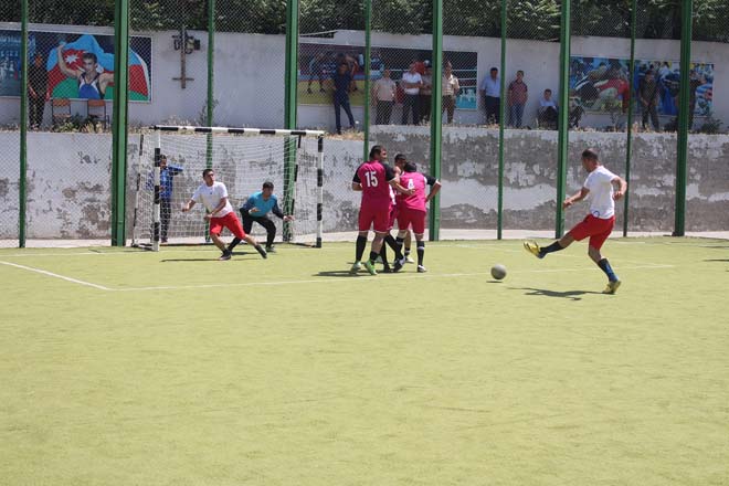 FHN-in İdman Sağlamlıq Klubu mini futbol üzrə çempionat keçirib (FOTO)