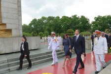 Vyetnamda Prezident İlham Əliyevin rəsmi qarşılanma mərasimi olub (FOTO)