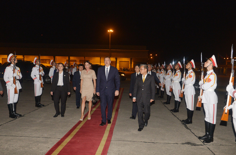 Prezident İlham Əliyevin Vyetnama səfəri başa çatıb (FOTO)