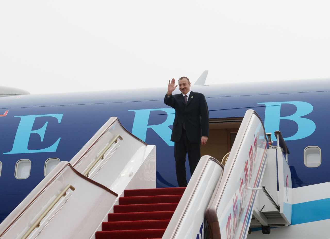 Prezident İlham Əliyevin Çinə işgüzar səfəri başa çatıb (FOTO)