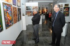 EY Azərbaycan Bakıda "Rəngli düşüncələr" adlı incəsənət sərgisinin sponsorudur (FOTO)