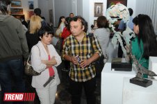 EY Azərbaycan Bakıda "Rəngli düşüncələr" adlı incəsənət sərgisinin sponsorudur (FOTO)
