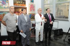 EY Azərbaycan Bakıda "Rəngli düşüncələr" adlı incəsənət sərgisinin sponsorudur (FOTO)