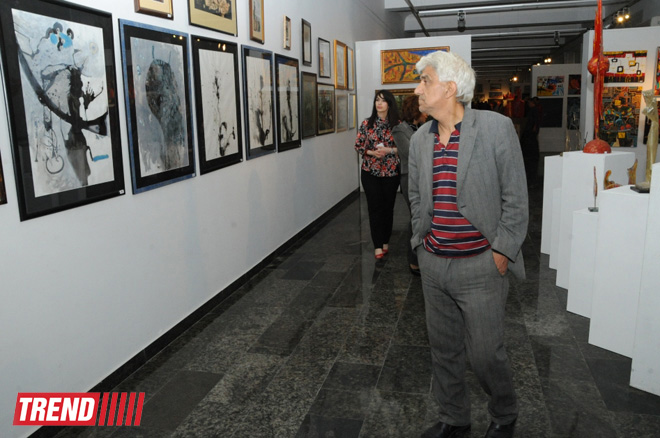 EY Azərbaycan Bakıda "Rəngli düşüncələr" adlı incəsənət sərgisinin sponsorudur (FOTO)
