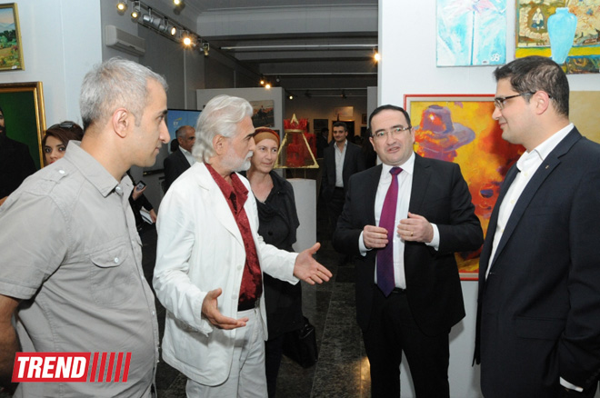 EY Azərbaycan Bakıda "Rəngli düşüncələr" adlı incəsənət sərgisinin sponsorudur (FOTO)