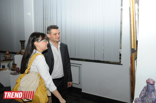 EY Azərbaycan Bakıda "Rəngli düşüncələr" adlı incəsənət sərgisinin sponsorudur (FOTO)