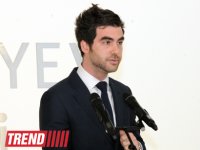 Heydər Əliyev Fondunun vitse-prezidenti Leyla Əliyeva məşhur fotoqraf Anri Kartye-Bressonun fərdi sərgisi ilə tanış olub (FOTO)