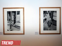 Heydər Əliyev Fondunun vitse-prezidenti Leyla Əliyeva məşhur fotoqraf Anri Kartye-Bressonun fərdi sərgisi ilə tanış olub (FOTO)