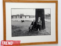 Heydər Əliyev Fondunun vitse-prezidenti Leyla Əliyeva məşhur fotoqraf Anri Kartye-Bressonun fərdi sərgisi ilə tanış olub (FOTO)