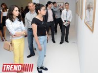 Heydər Əliyev Fondunun vitse-prezidenti Leyla Əliyeva məşhur fotoqraf Anri Kartye-Bressonun fərdi sərgisi ilə tanış olub (FOTO)